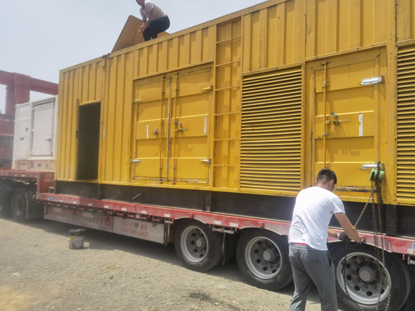 资阳发电机出租100KW发电机需要什么规格的电缆线？