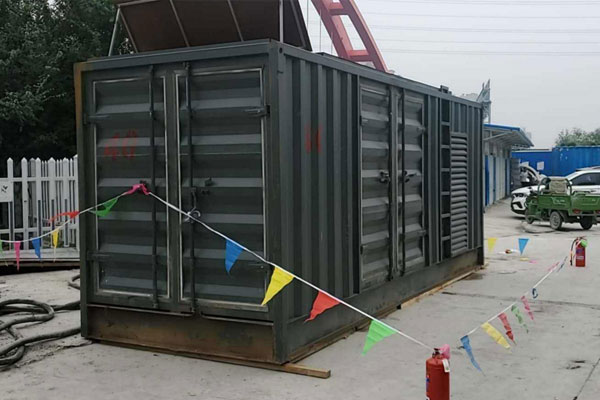 资阳发电机租赁空气滤清器多久更换一次?